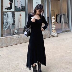 NEW Rare to find style - Elegant Black Maxi Dress
